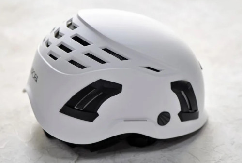  Каска GURU Aurora White в Красноярске  