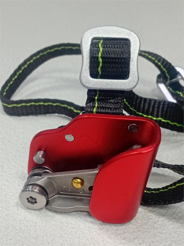  Зажим ножной Guru Glide right в Красноярске  