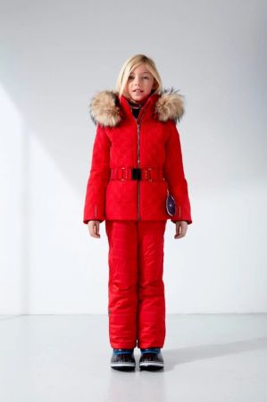 Куртка горнолыжная Poivre Blanc с иск.мехом W21-1003-JRGL/A красный в Красноярске